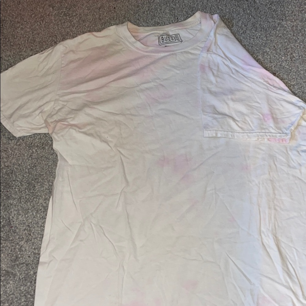 Super soft pink and white buzz t-shirt